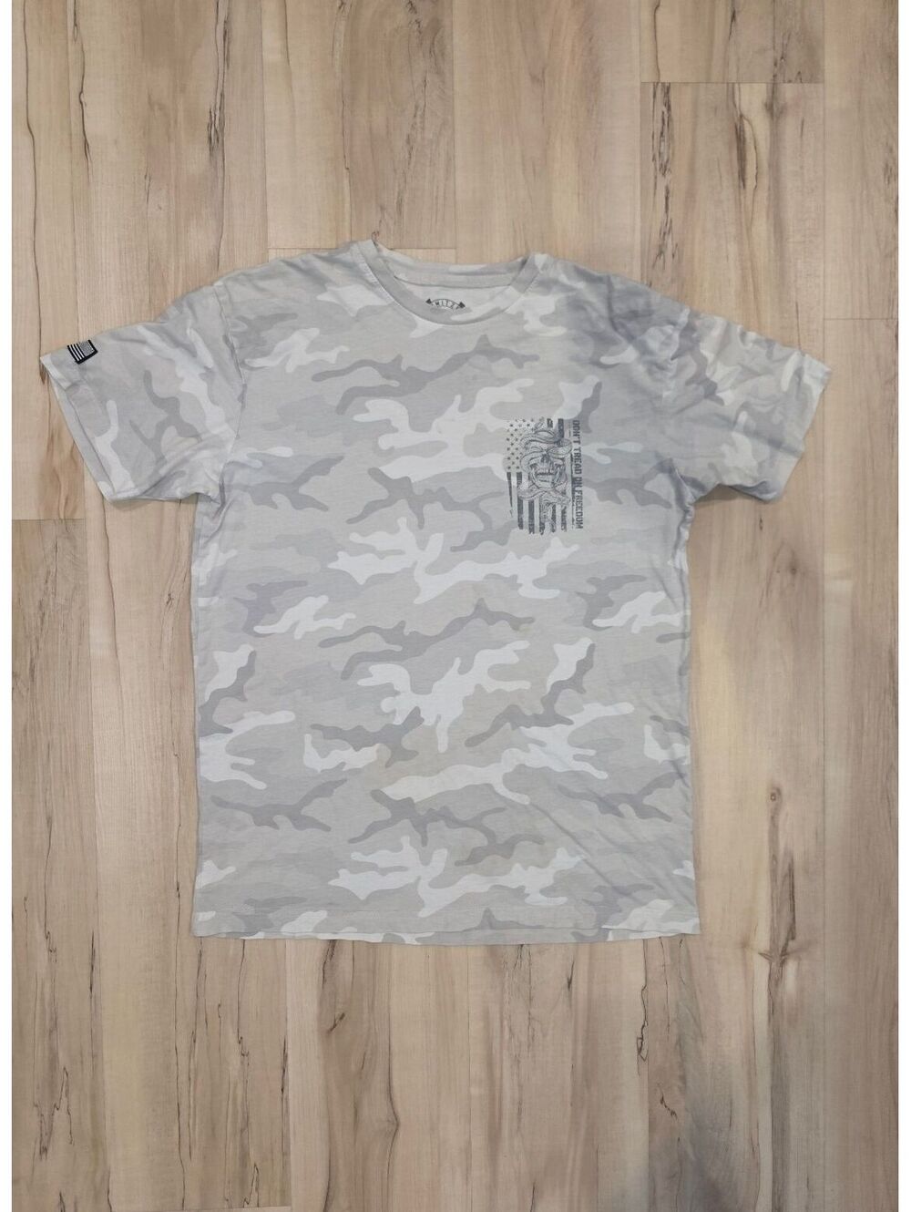 Howitzer Patriot Camo T-Shirt Size Small